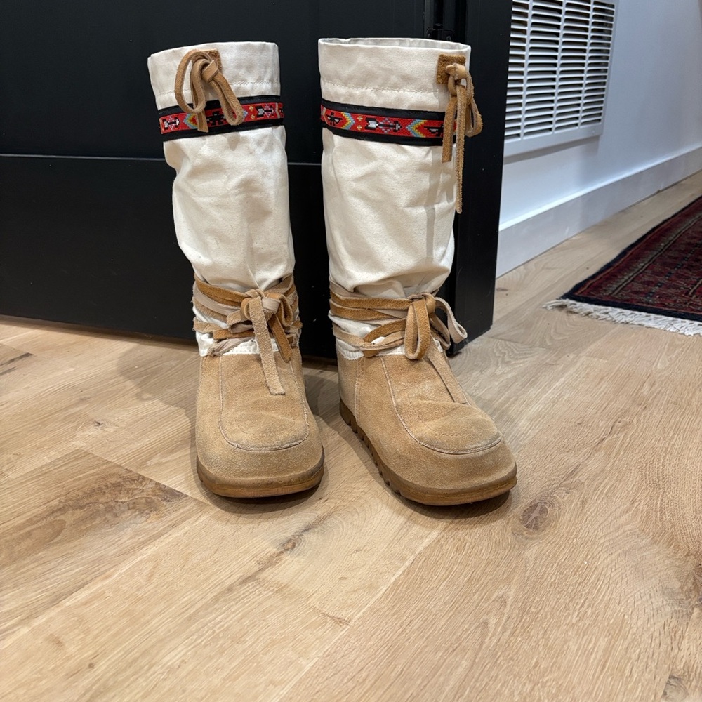 Steger Mukluks Arctic with Ribbon